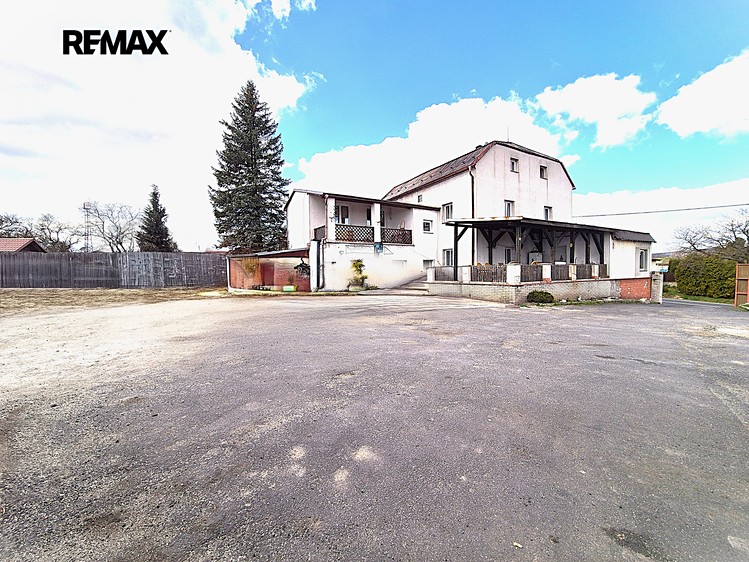 Gewerbefläche zum Kauf, 450 m² (2 von 16)