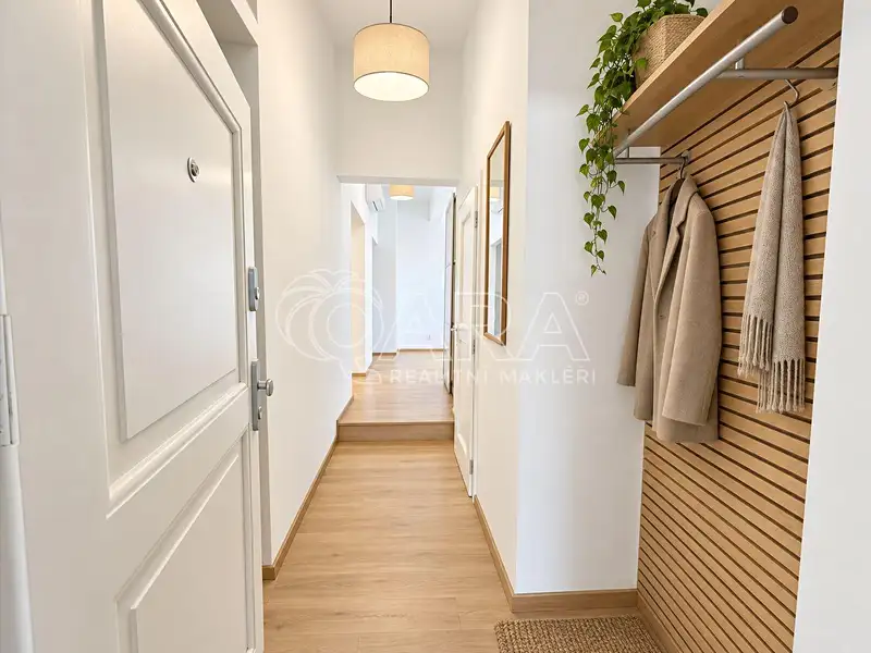 Pronájem bytu 1+kk 39 m², Praha – náhled fotky 3