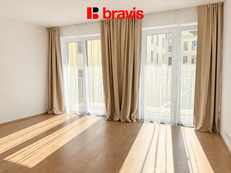 Pronájem bytu 2+kk 47 m², Brno – náhled fotky 3
