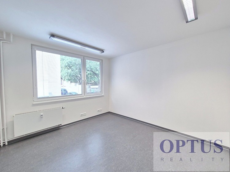 Комерційне приміщення в оренду, 106 м² (9 з 24)