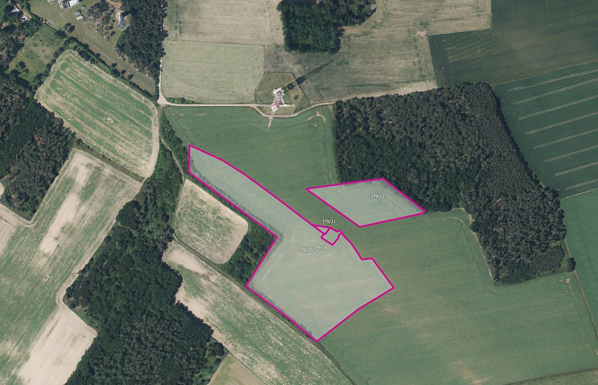 Prodej pole 46020 m², Lhotka – fotka 1 z 3