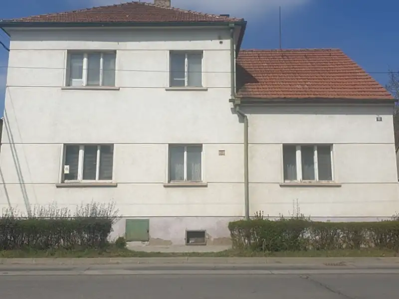 Dražba rodinného domu 200 m², pozemek 415 m², Brandýsek – náhled fotky 1