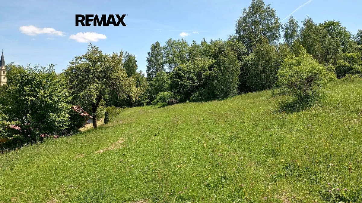 Prodej stavebního pozemku 946 m²