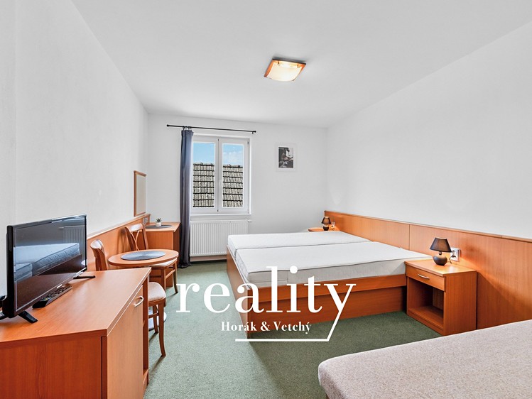 Prodej komerčního prostoru, 564 m² (34 z 55)