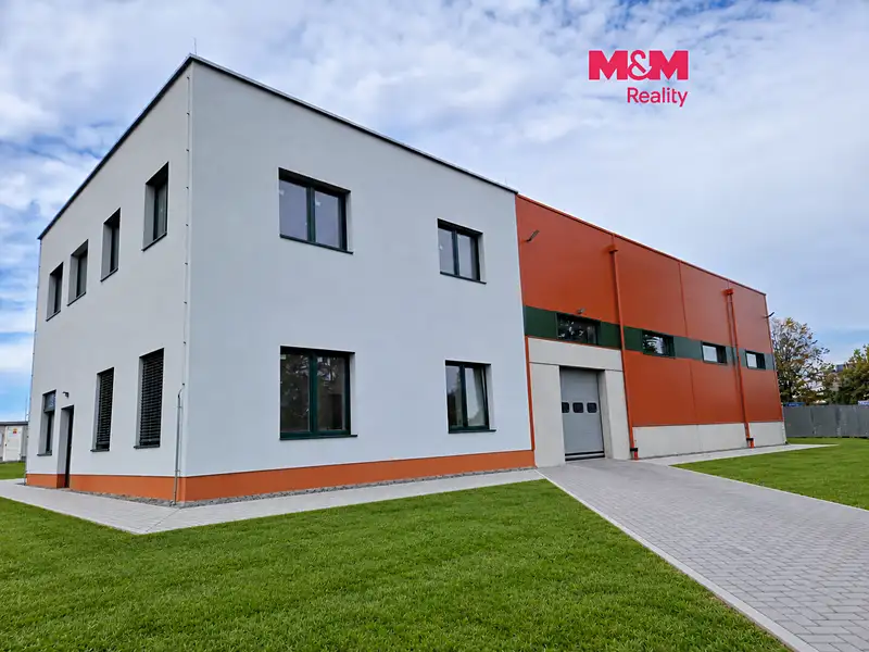 Pronájem skladového prostoru 1049 m², Strančice – náhled fotky 1