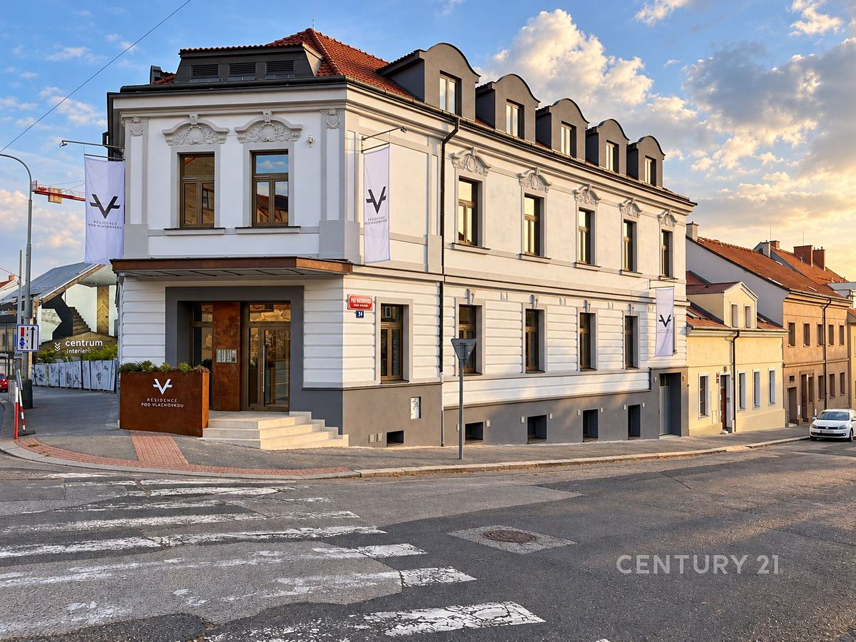 Prodej bytu 1+kk 15 m², Praha – fotka 1 z 3