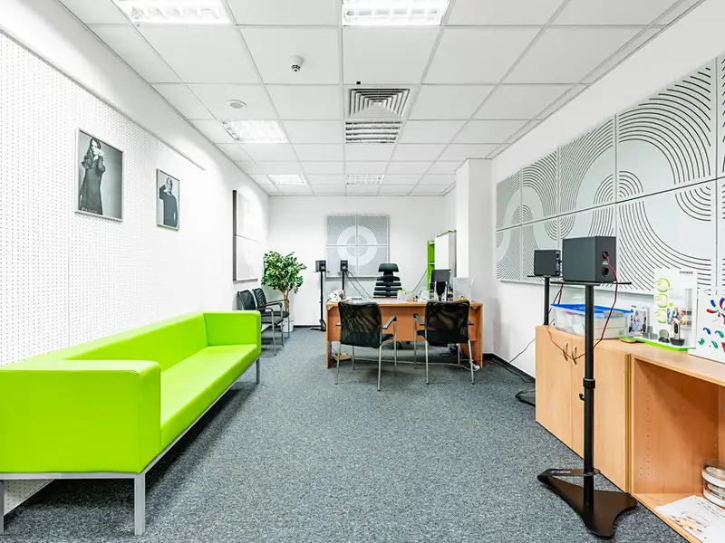 Pronájem kanceláře 194 m², Praha – náhled fotky 3