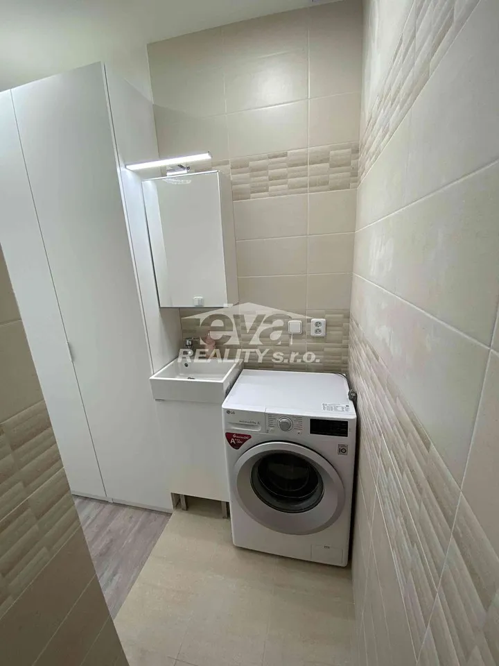 Pronájem bytu 1+kk 25 m²