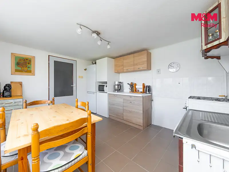 Prodej rodinného domu 160 m², pozemek 631 m², Bačice – náhled fotky 3