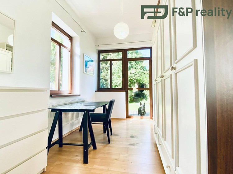 Pronájem bytu 4+1, 103 m² (16 z 21)