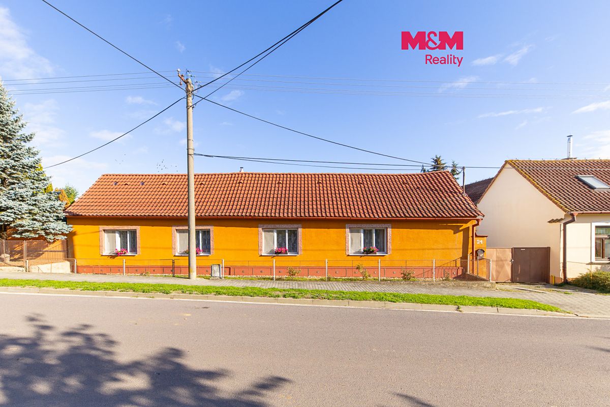 Prodej rodinného domu 160 m², pozemek 631 m², Bačice – fotka 1 z 3