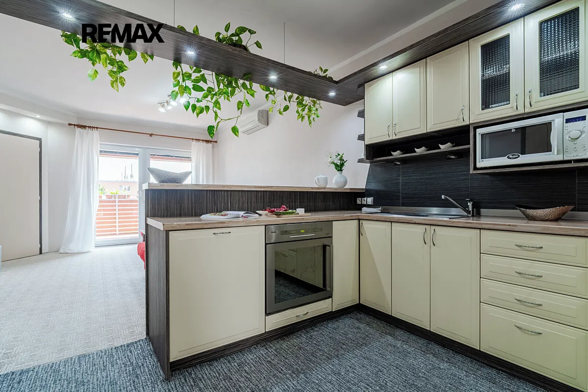 Prodej rodinného domu 216 m², pozemek 181 m²