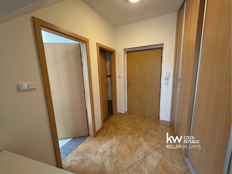 Pronájem bytu 3+kk, 106 m² (6 z 14)