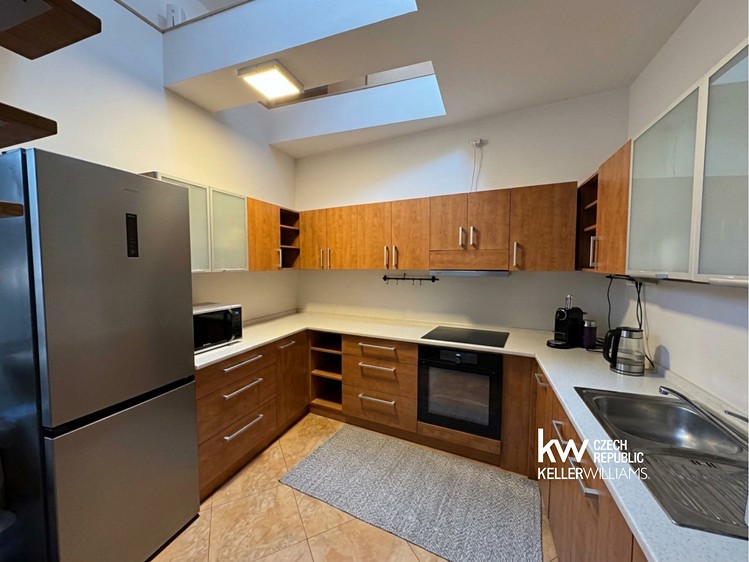 Pronájem bytu 3+kk, 106 m² (5 z 14)