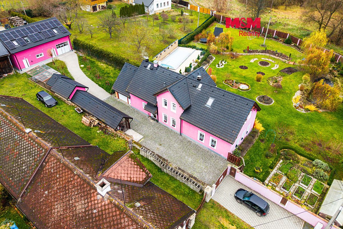 Prodej rodinného domu 433 m², pozemek 3735 m², Přimda – fotka 1 z 3