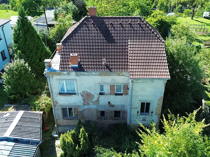 Prodej rodinného domu 270 m², pozemek 1104 m², Plzeň – náhled fotky 2