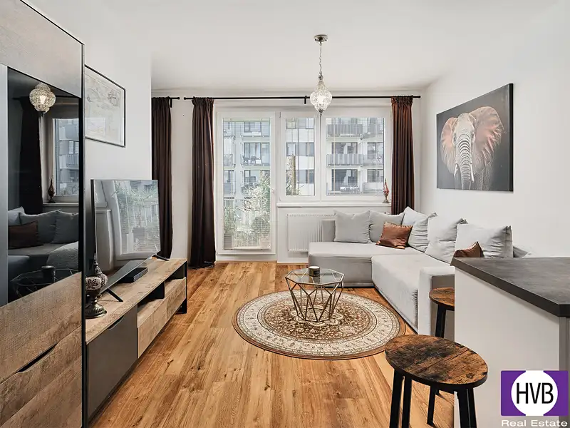 Prodej bytu 2+kk 53 m², Praha – náhled fotky 1