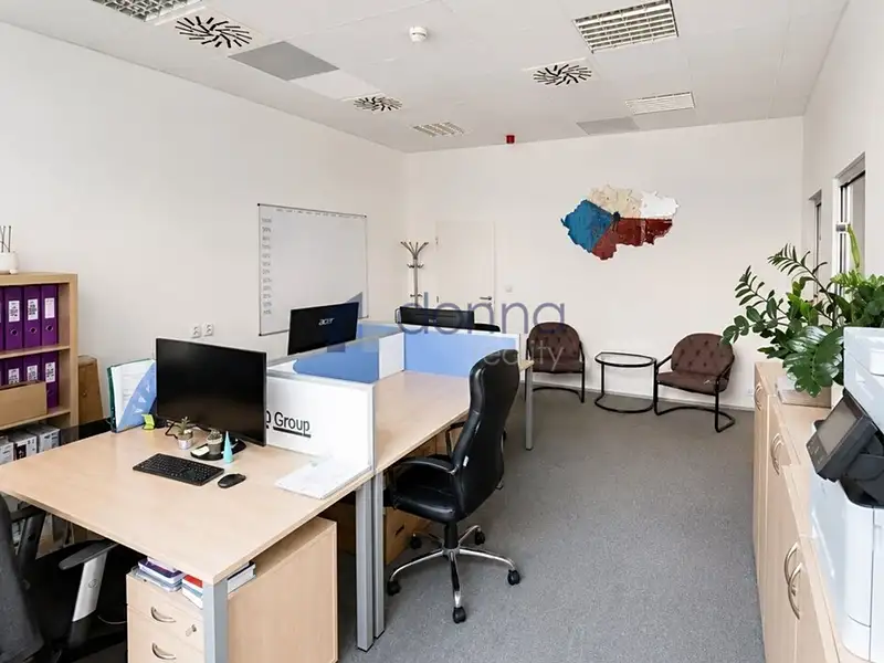 Pronájem kanceláře 45 m², Praha – náhled fotky 2