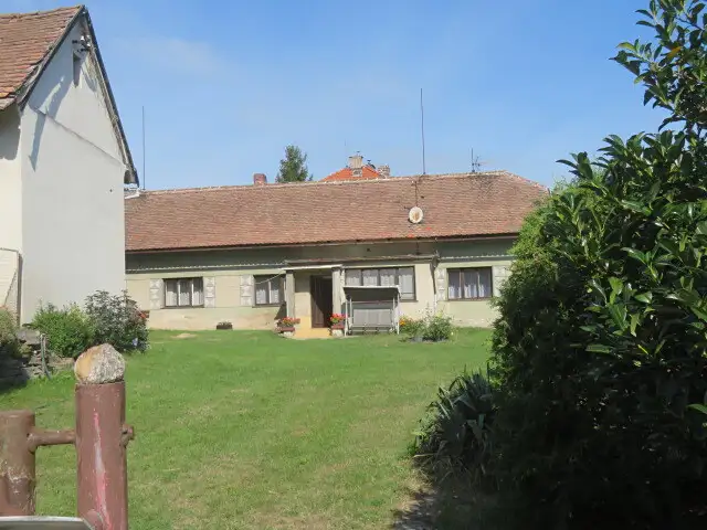 Dražba rodinného domu 1116 m², pozemek 2843 m², Sovolusky – náhled fotky 3