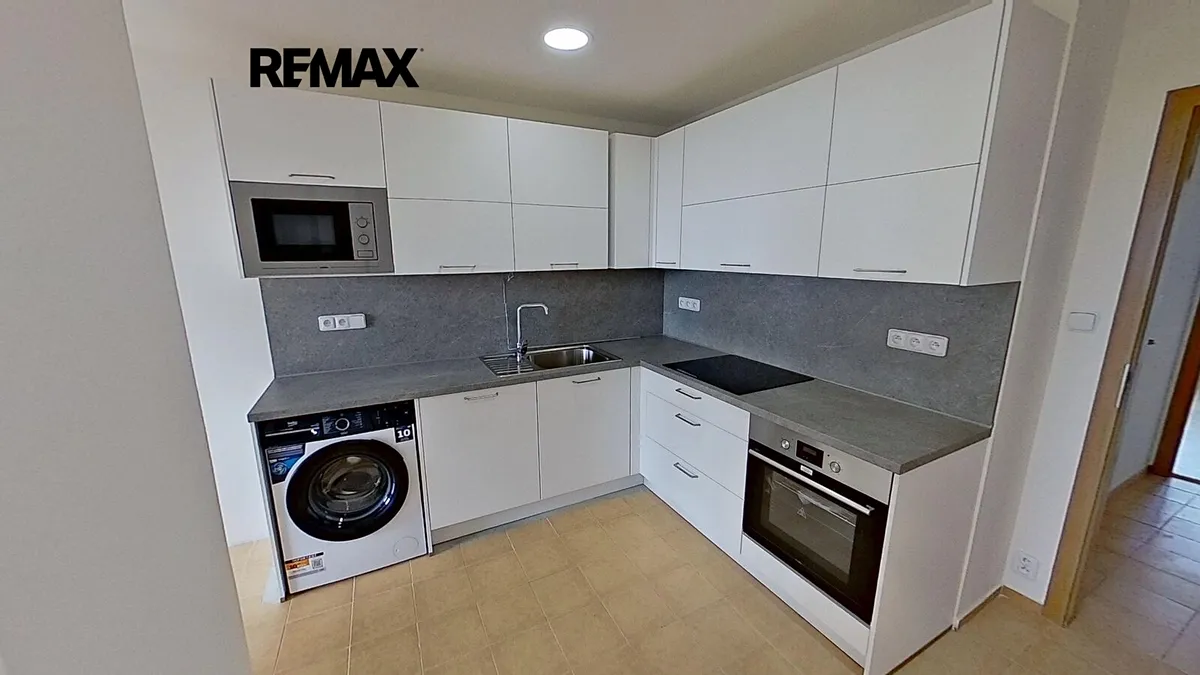 Pronájem bytu 4+kk 91 m²
