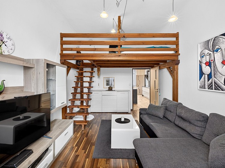 Prodej komerčního prostoru, 489 m² (26 z 73)