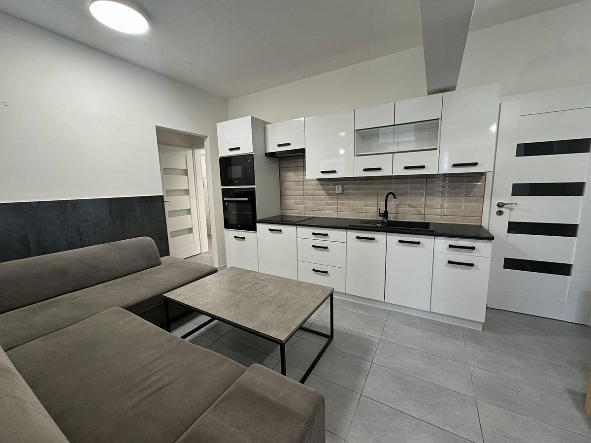 Prodej bytu 2+kk 51 m², Praha – fotka 1 z 3