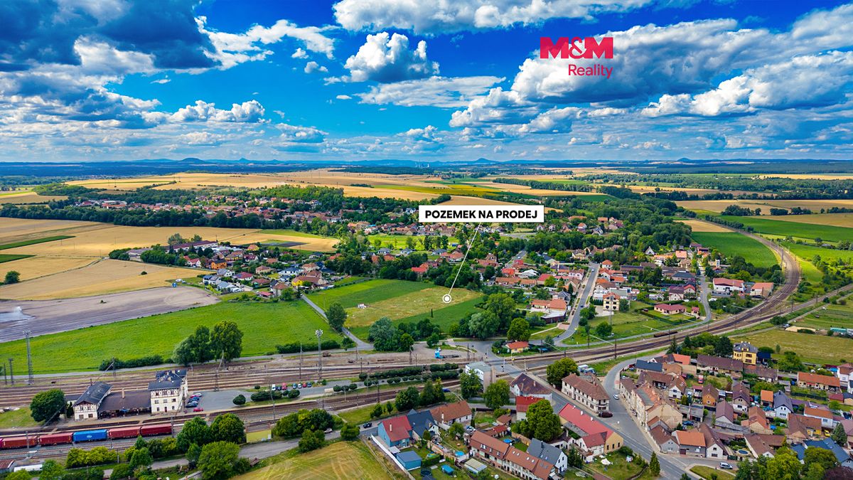 Prodej stavebního pozemku 816 m², Všetaty – fotka 1 z 3