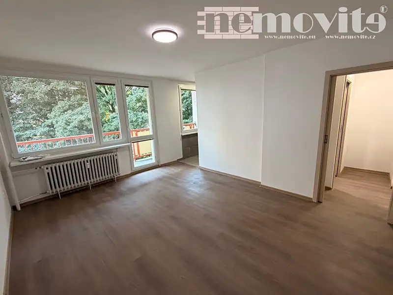 Pronájem bytu 1+kk 28 m², Pardubice – náhled fotky 2