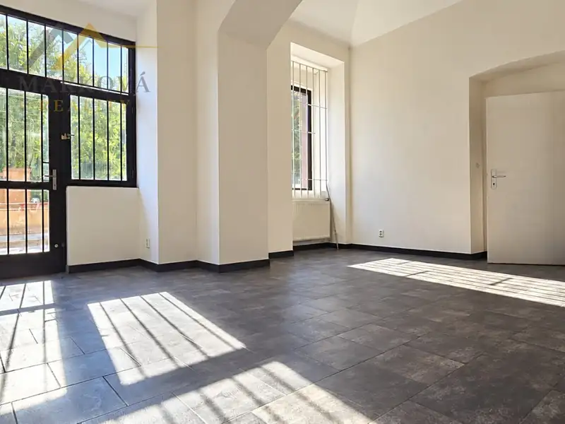 Pronájem obchodního prostoru 30 m², Praha – náhled fotky 3