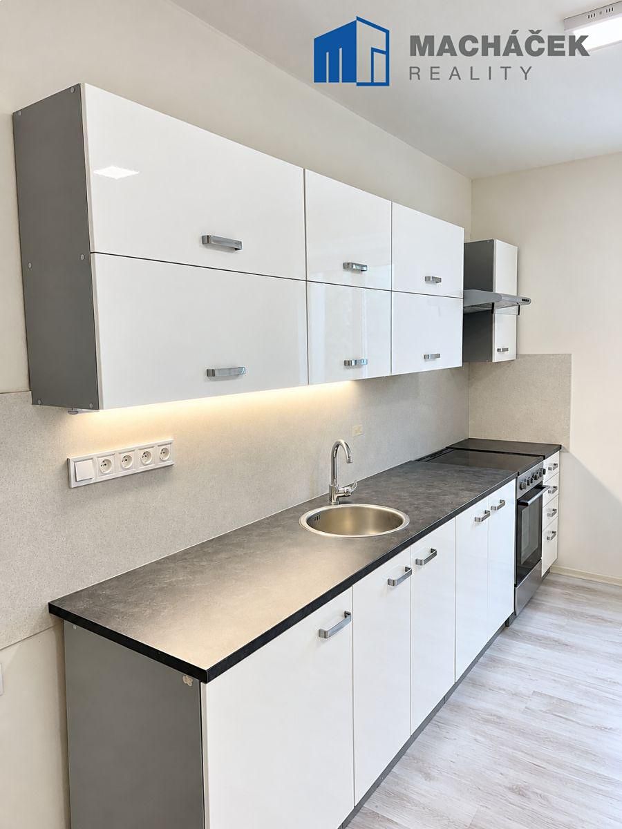 Pronájem bytu 2+kk 52 m², Duchcov – fotka 1 z 3