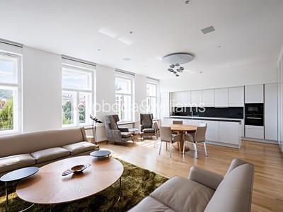Prodej bytu 3+1, 93 m² (2 z 13)