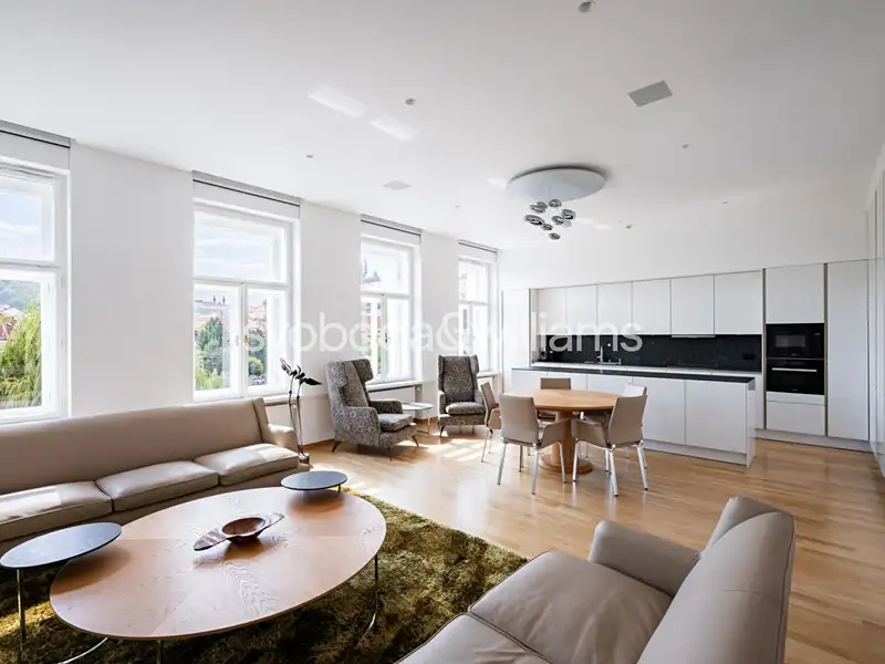 Prodej bytu 3+1 93 m², Praha – náhled fotky 2