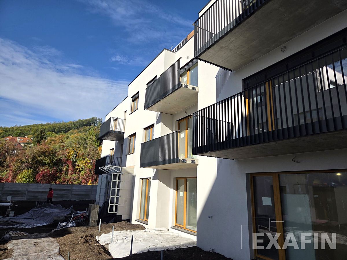 Prodej bytu 4+kk 97 m², Praha – fotka 1 z 3