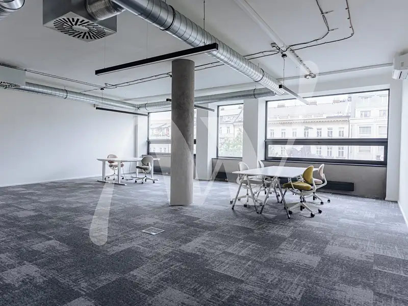 Pronájem kanceláře 115 m², Praha – náhled fotky 3