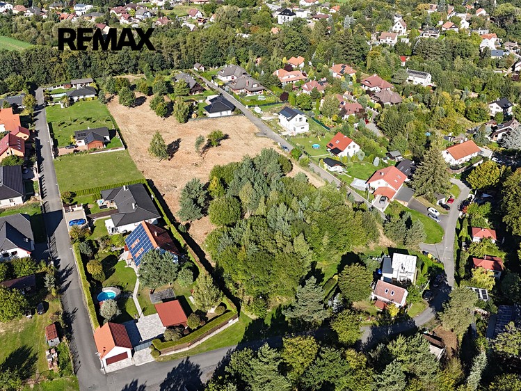 Prodej pozemku, 1 000 m² (4 z 16)
