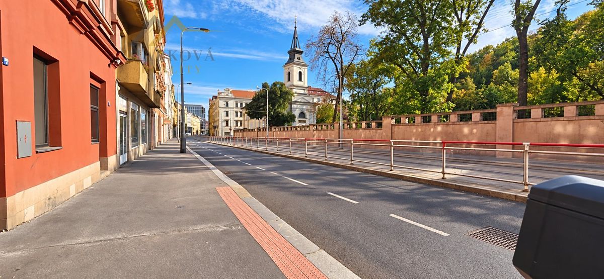 Pronájem obchodního prostoru 30 m², Praha – fotka 1 z 3