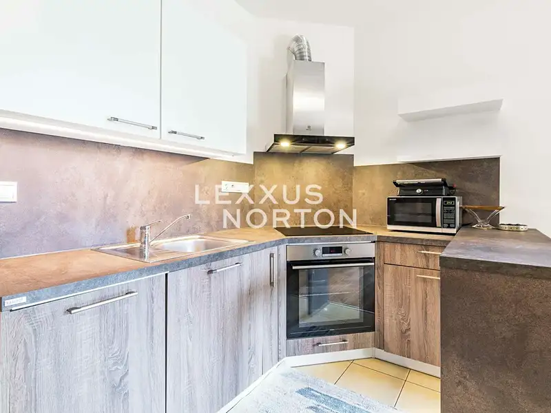 Prodej bytu 1+kk 29 m², Praha – náhled fotky 3