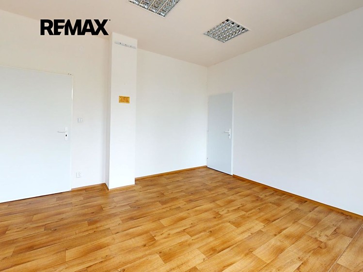 Комерційне приміщення в оренду, 25 м² (6 з 9)