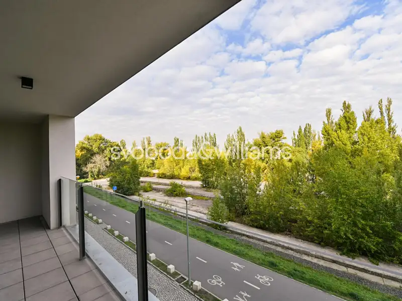 Prodej bytu 3+kk 82 m², Praha – náhled fotky 3