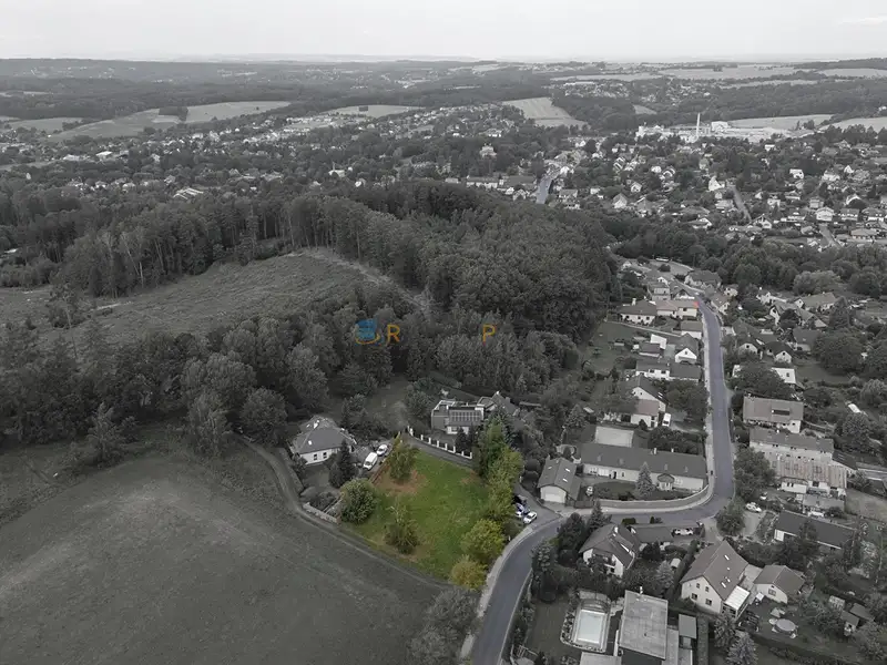 Prodej stavebního pozemku 1493 m², Velké Popovice – náhled fotky 2