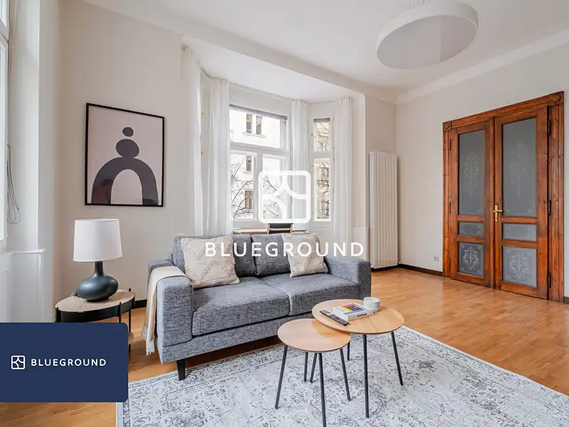 Pronájem bytu 4+kk 84 m², Praha – náhled fotky 1