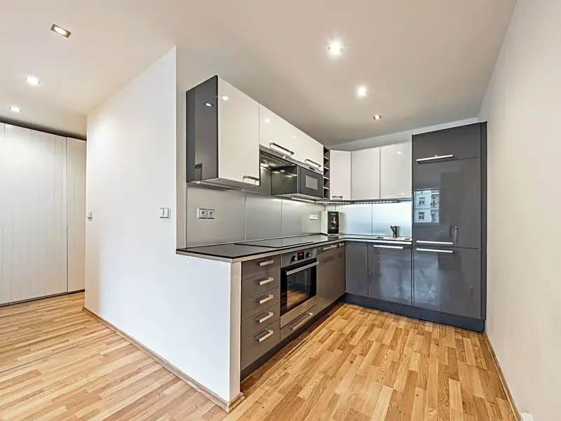 Pronájem bytu 2+kk 45 m², Praha – náhled fotky 3