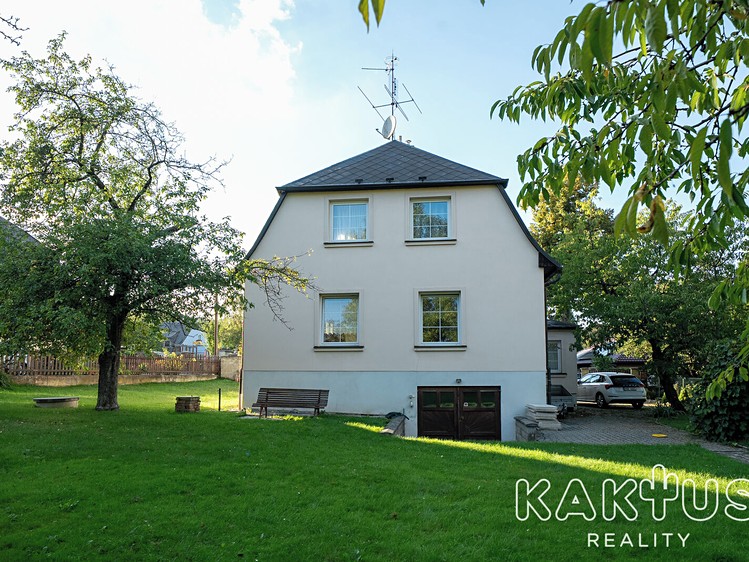 Haus zum Kauf, 193 m² (2 von 51)
