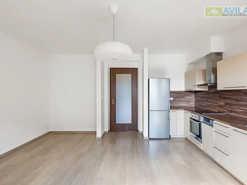 Pronájem bytu 2+kk 42 m², Benešov – náhled fotky 2