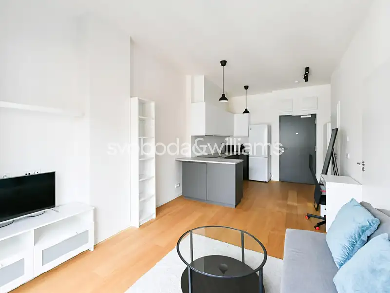 Pronájem bytu 2+kk 42 m², Praha – náhled fotky 1