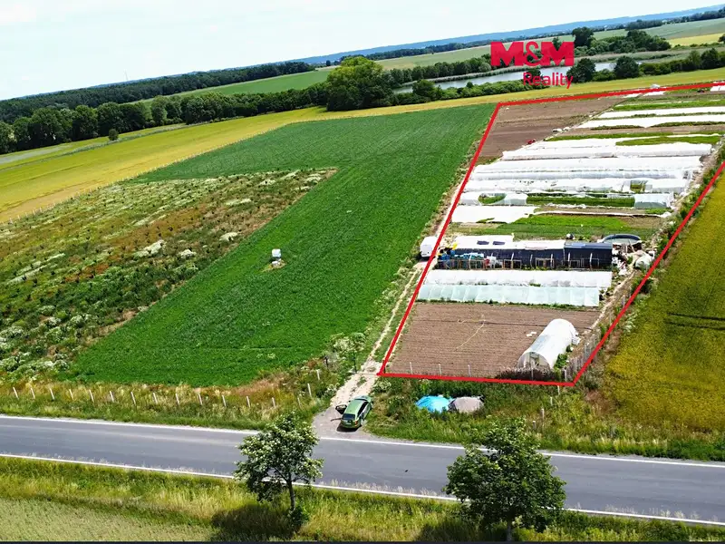 Prodej pole 18000 m², Nové Dvory – náhled fotky 1
