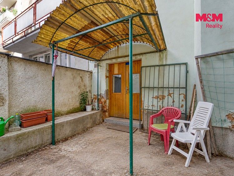 Prodej komerčního prostoru, 77 m² (23 z 25)
