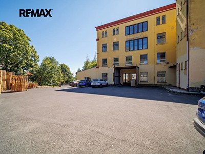 Комерційне приміщення на продаж, 2 350 м² (3 з 62)