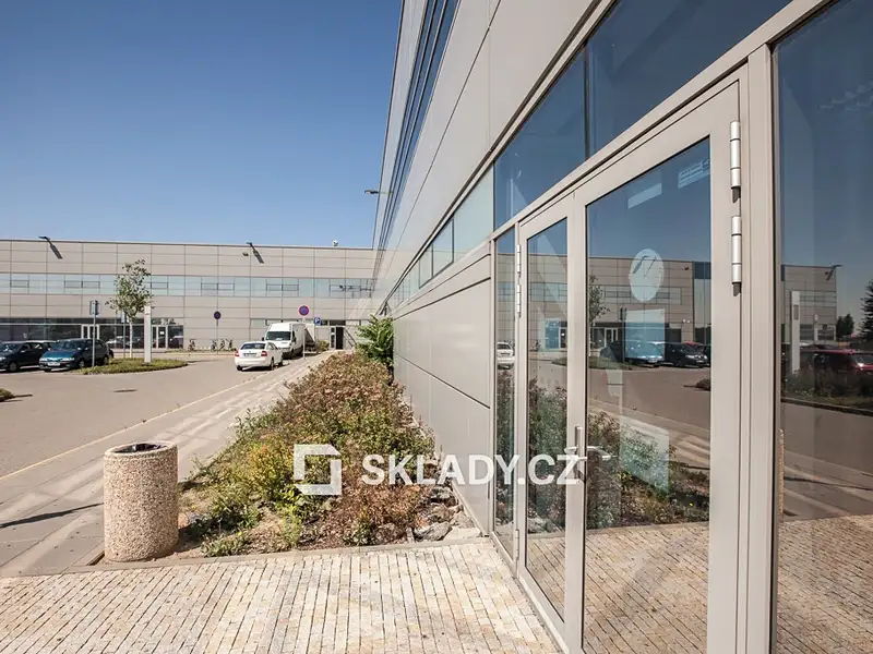 Pronájem skladového prostoru 3000 m², Brno – náhled fotky 2