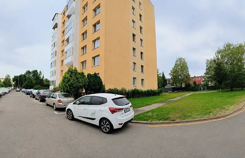 Prodej bytu 3+1 80 m², Kroměříž – náhled fotky 1